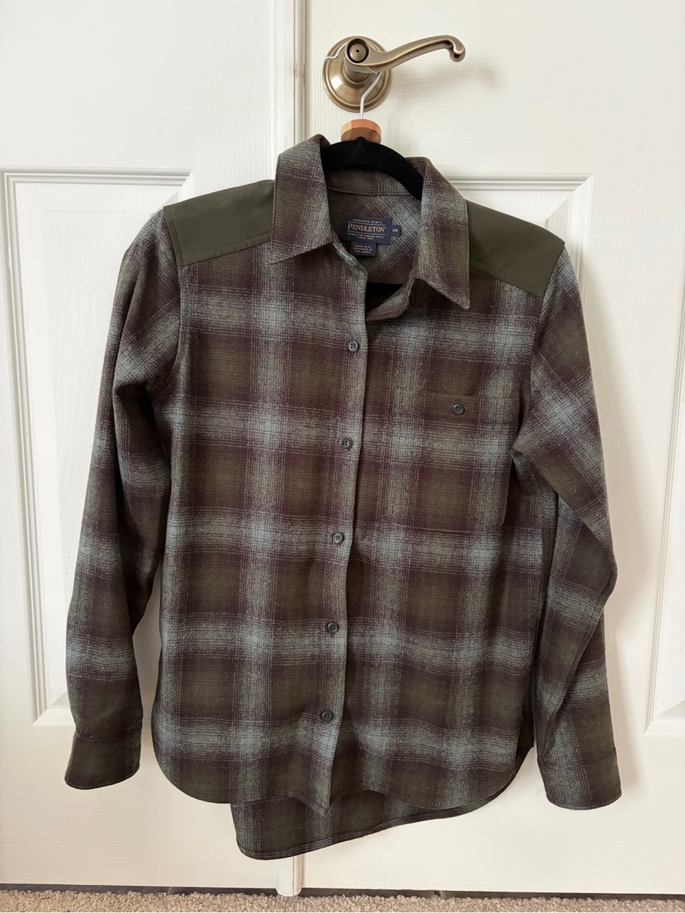 Pendleton 100% Wool Women’s Olive Green Plaid Button-Up Shirt XS